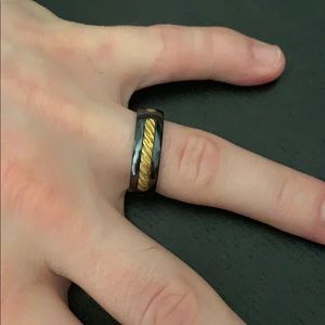 Men’s David Yurman Ring.